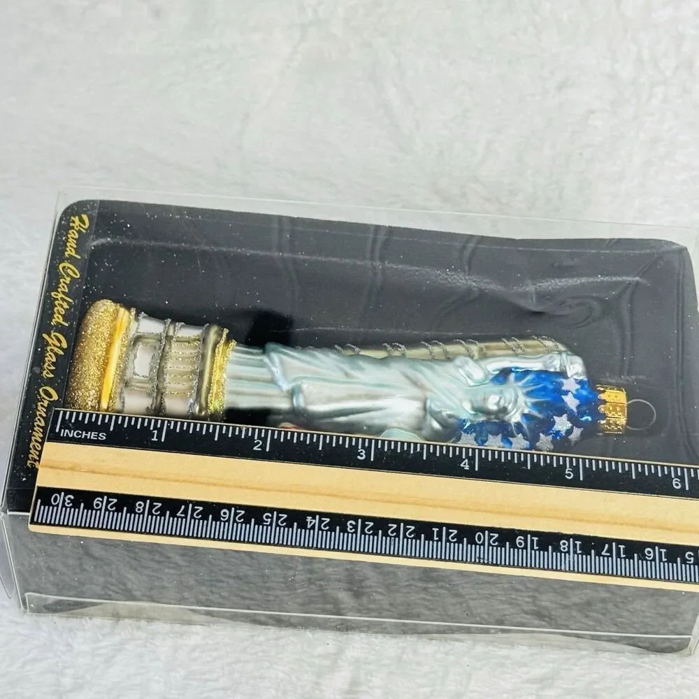 Hand Crafted Glass STATUE OF LIBERTY Lady Liberty Flag 5 ½” Christmas Ornament